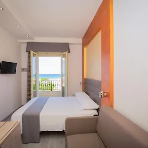 hotel-gabbiano.emilia-romagnahotels.net/